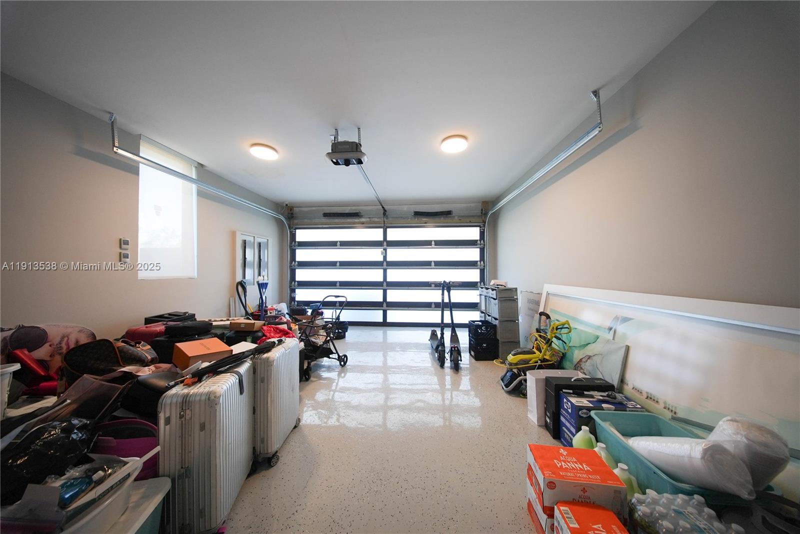 TREASURE ISLAND - Residential