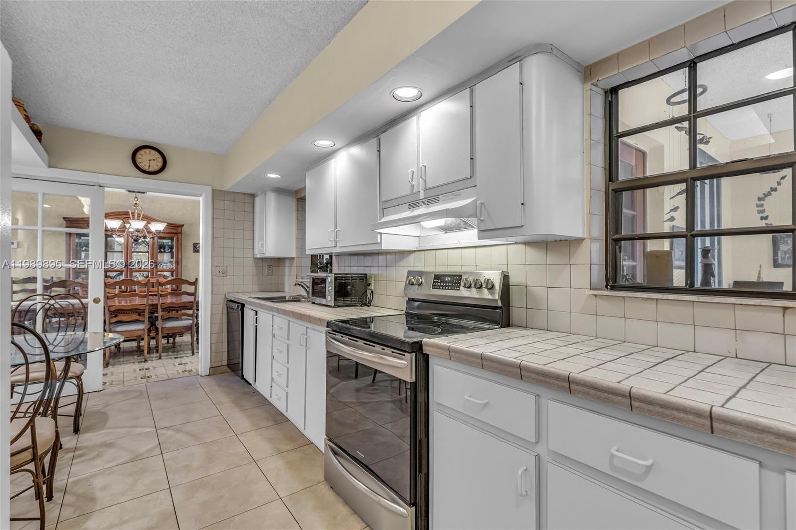 PALM SPRINGS ESTS 4TH ADD - Residential