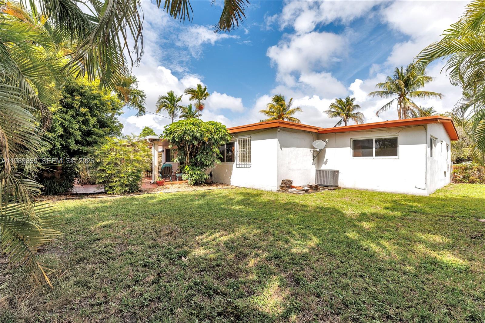 PALM SPRINGS ESTS 4TH ADD - Residential