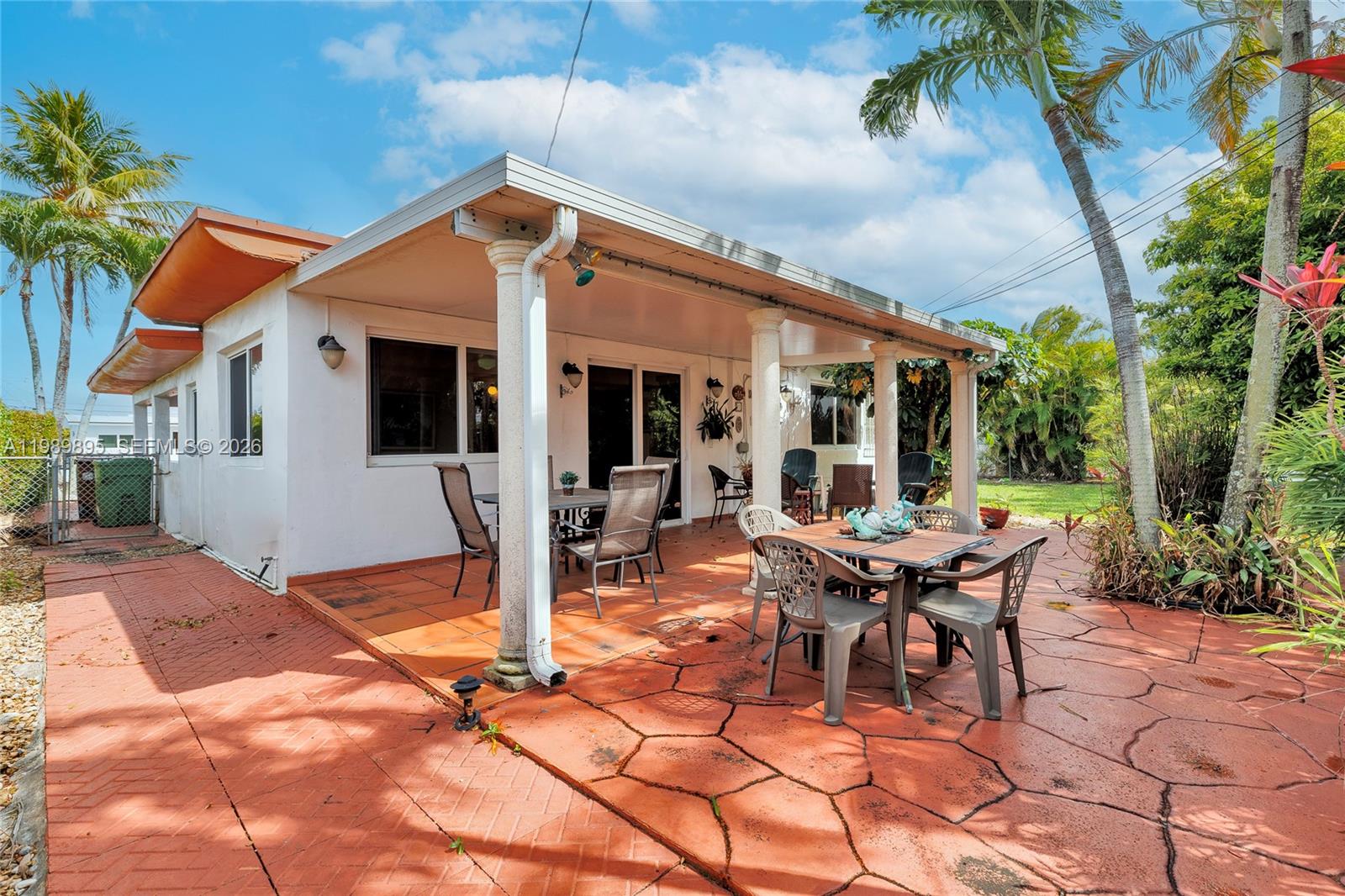 PALM SPRINGS ESTS 4TH ADD - Residential