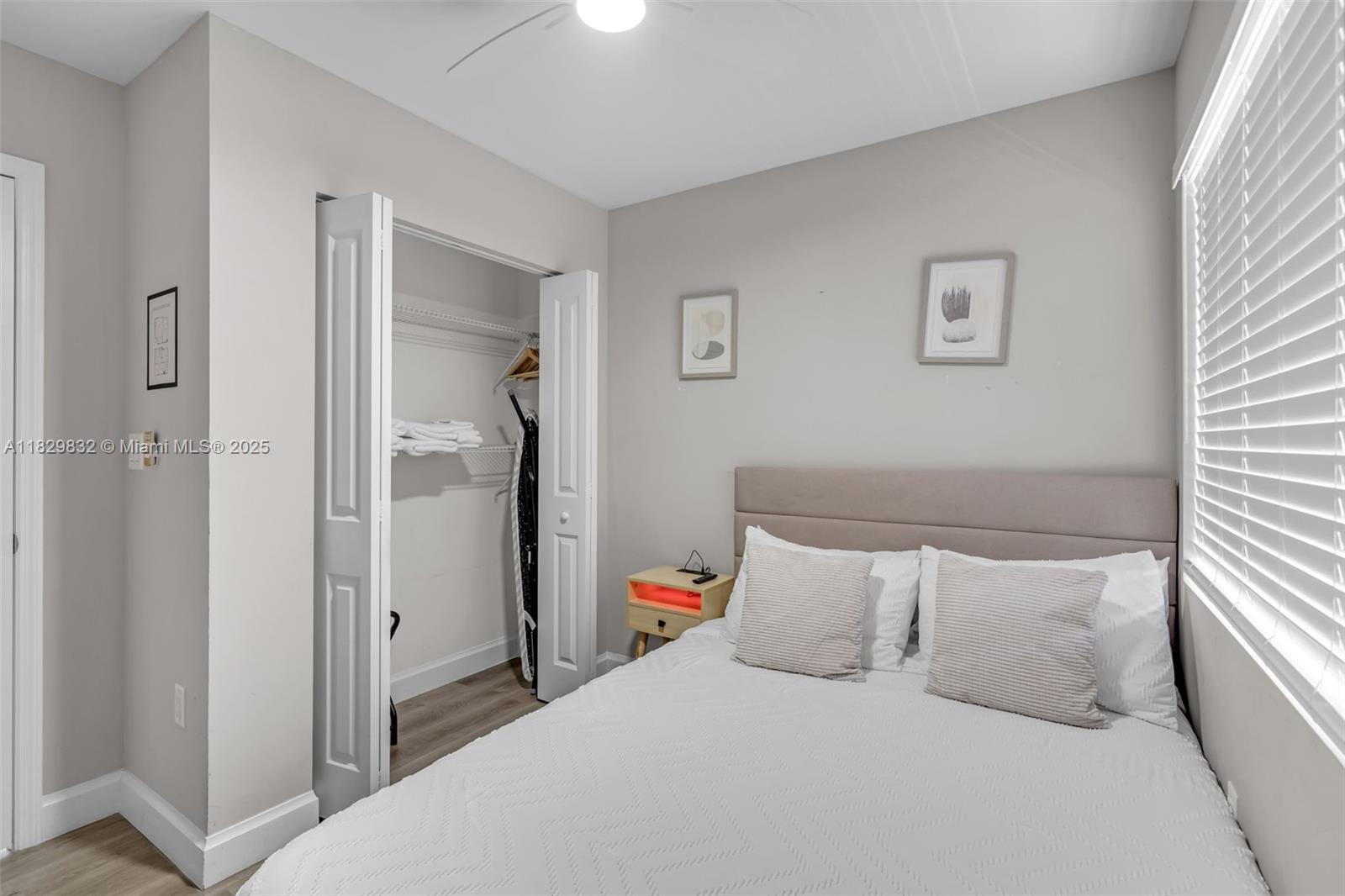 NORTH LAUDERDALE - Residential