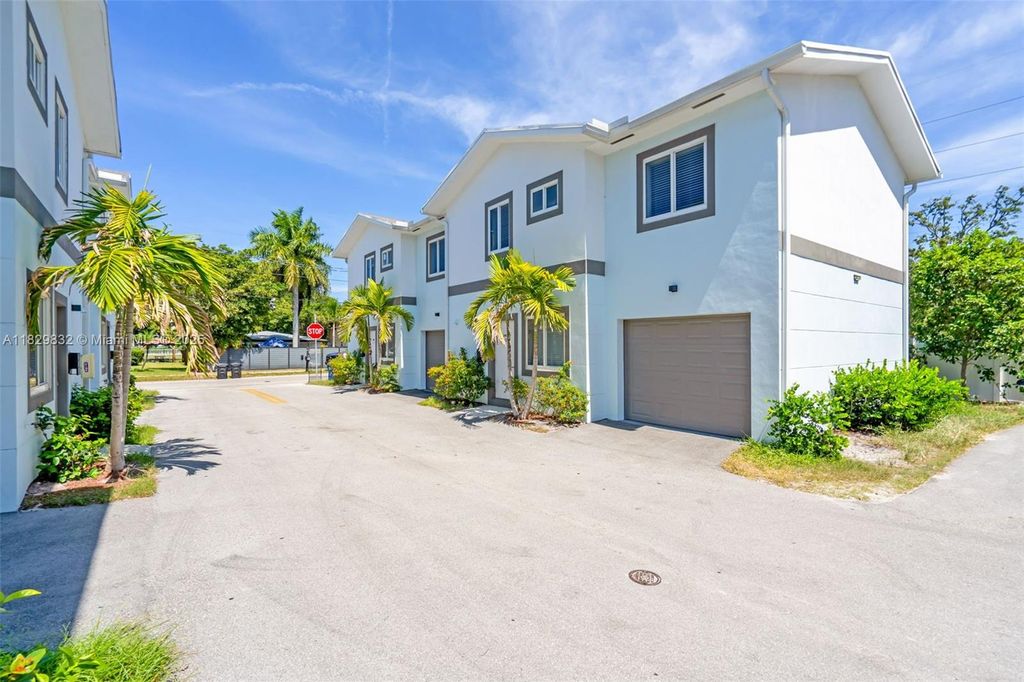 Photo of 507 NW 8th Ave #2, Fort Lauderdale, FL 33311 (MLS # A11829832)