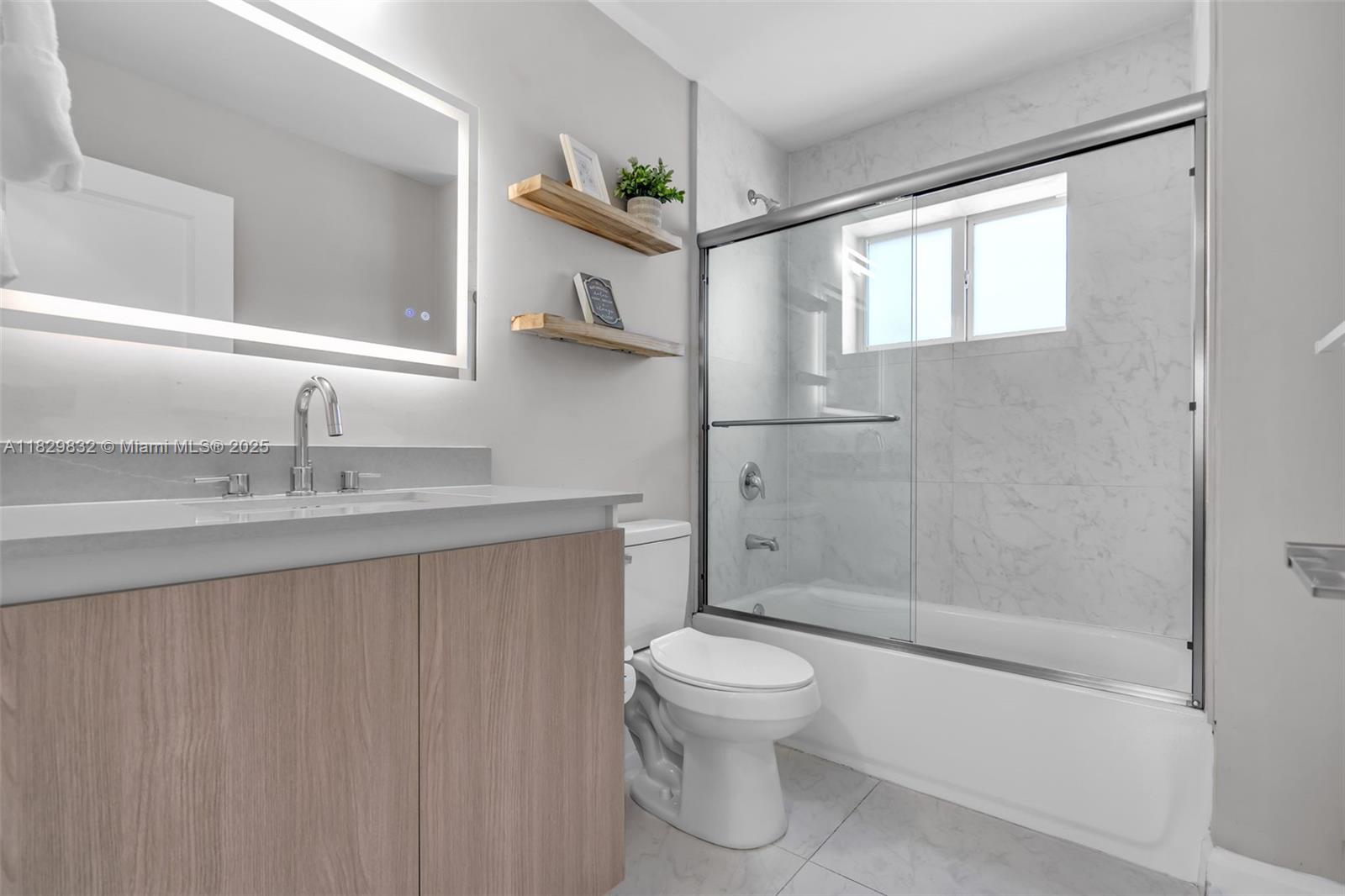 NORTH LAUDERDALE - Residential