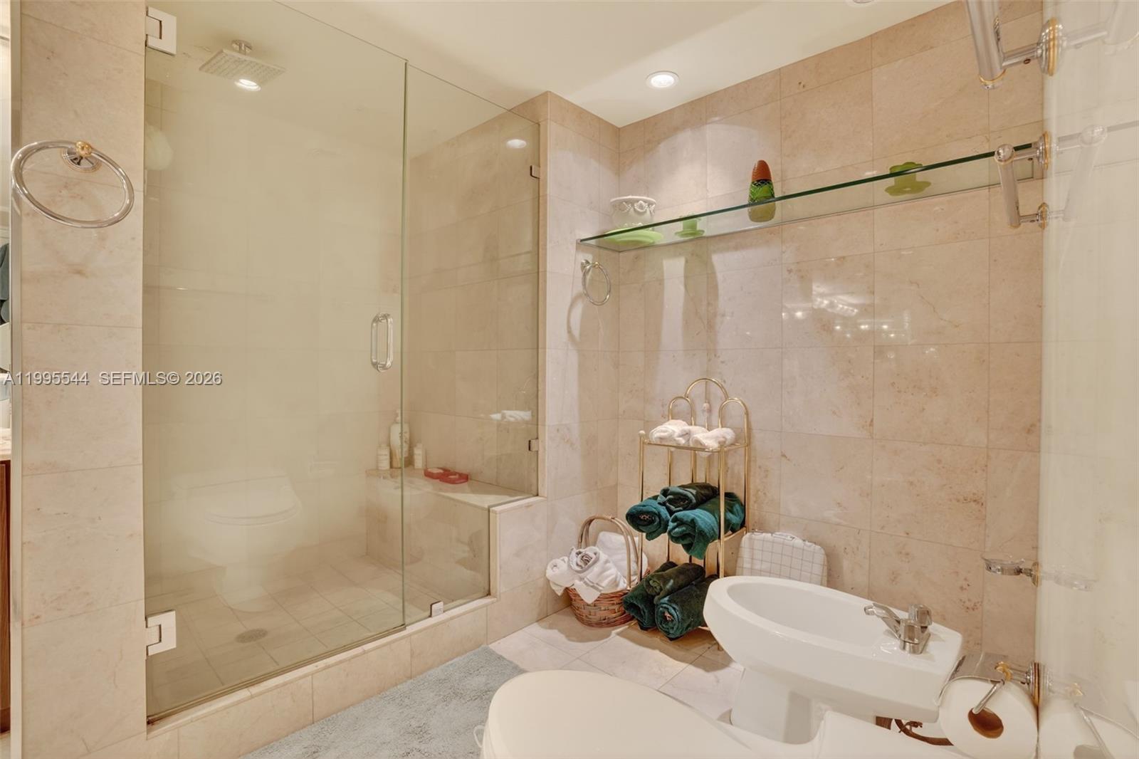 VENETIA CONDO - Residential