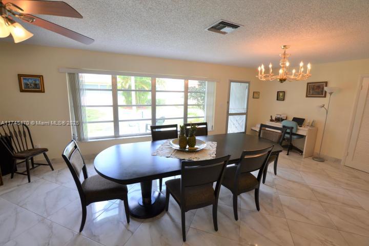 CRESTHAVEN CONDO TOWNHOME - Residential
