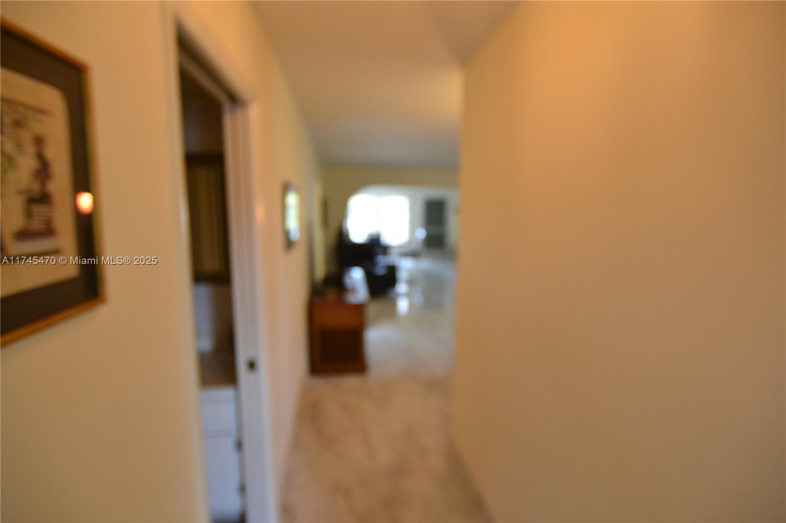 CRESTHAVEN CONDO TOWNHOME - Residential