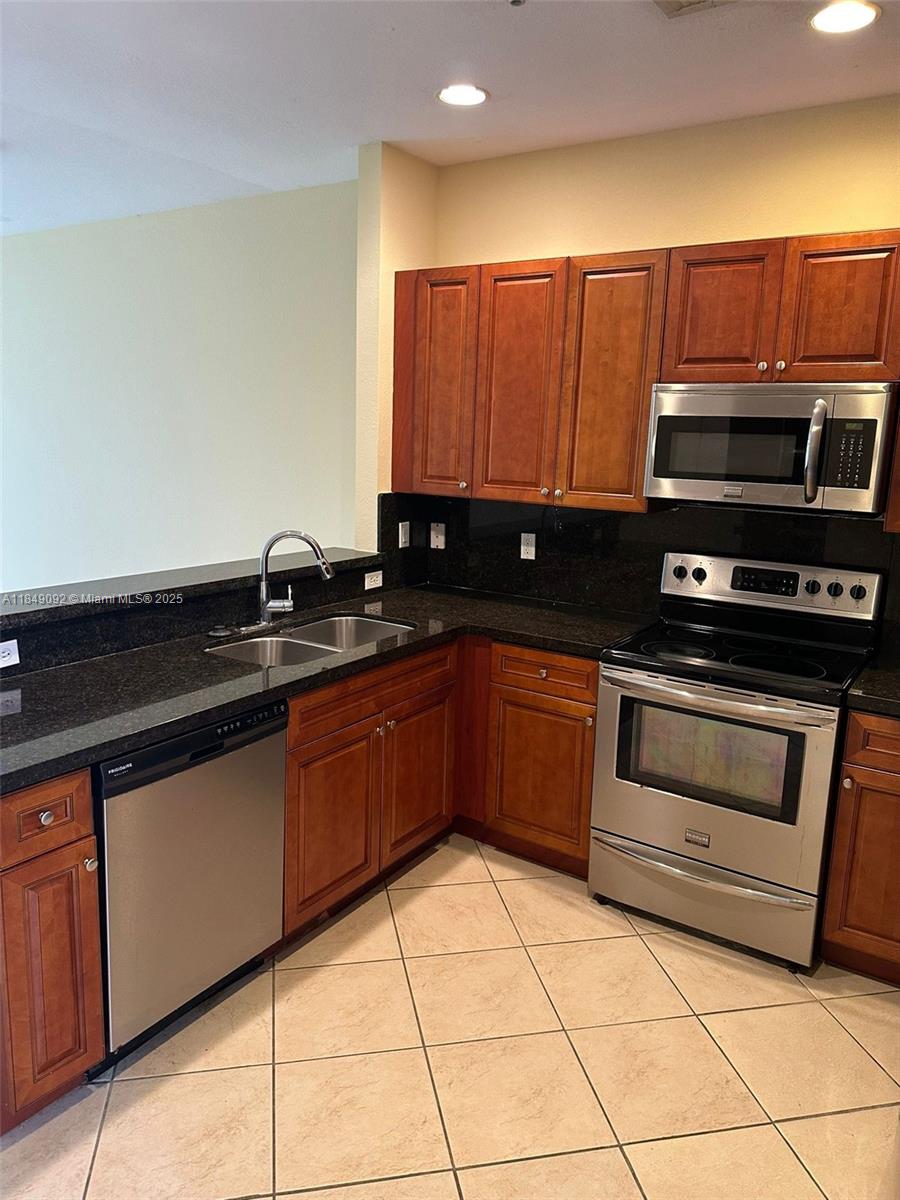 3593 NW 13th St 3593, Lauderhill, FL, 33311/$308,000 3 3593 NW 13th St 3593