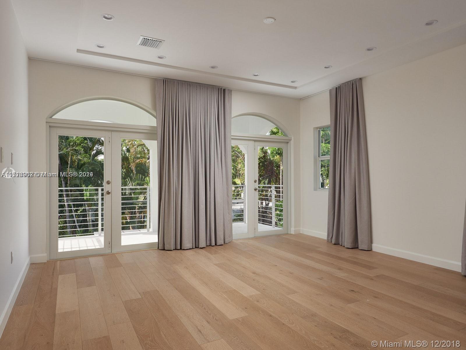 AMD PLAT OF SUNSET LAKE S - Residential