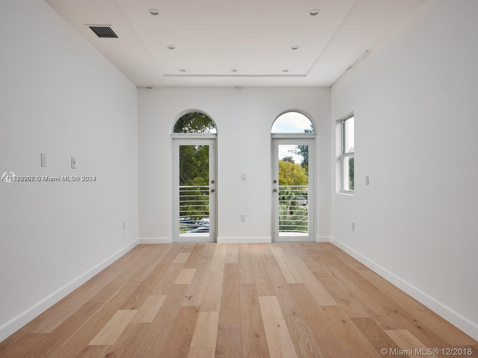 AMD PLAT OF SUNSET LAKE S - Residential