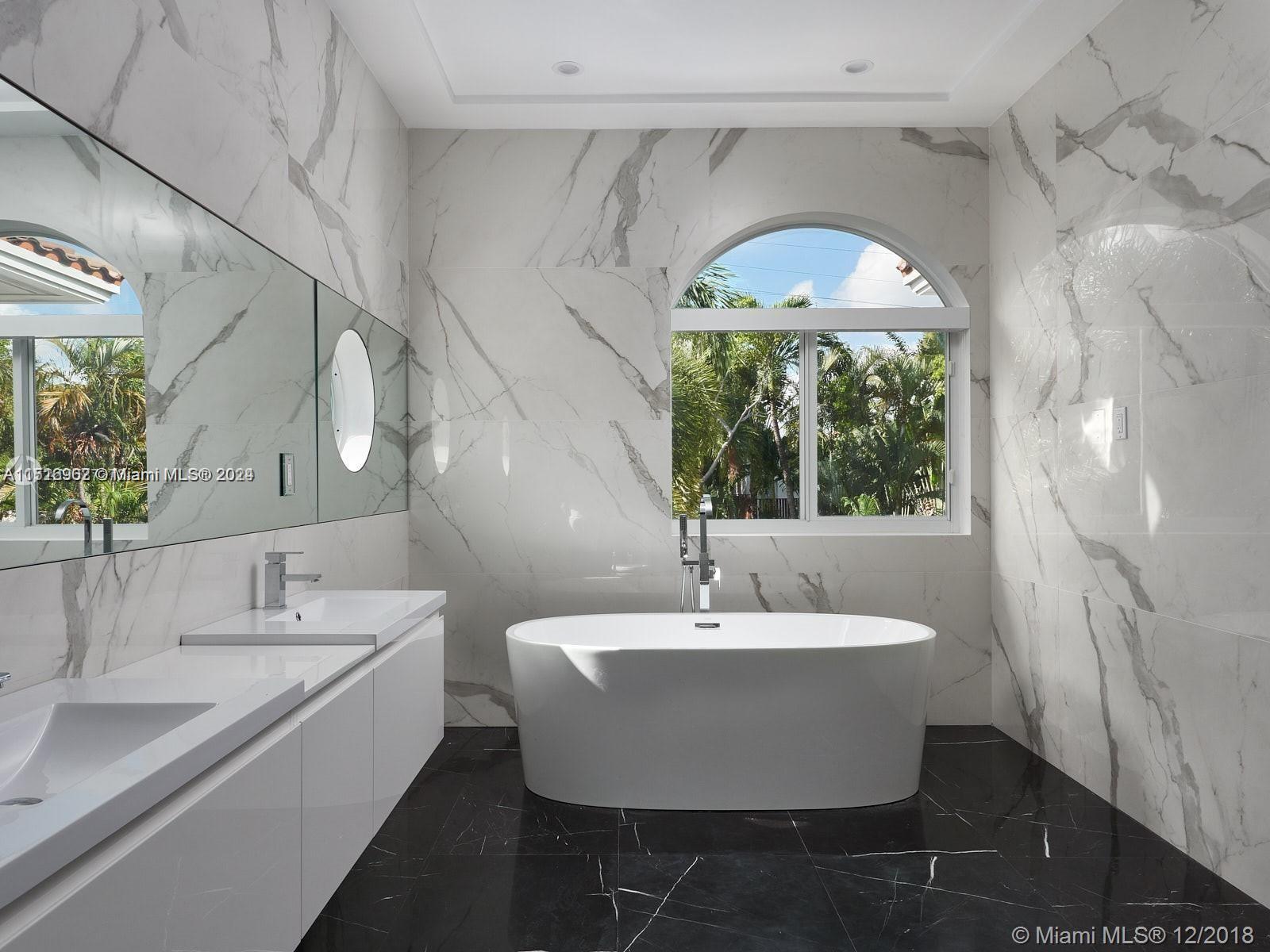 AMD PLAT OF SUNSET LAKE S - Residential