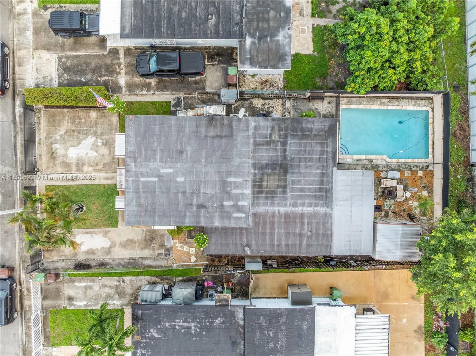 Hialeah, Florida 33013, United States, 3 Bedrooms Bedrooms, ,2 BathroomsBathrooms,Residential,Active,224754