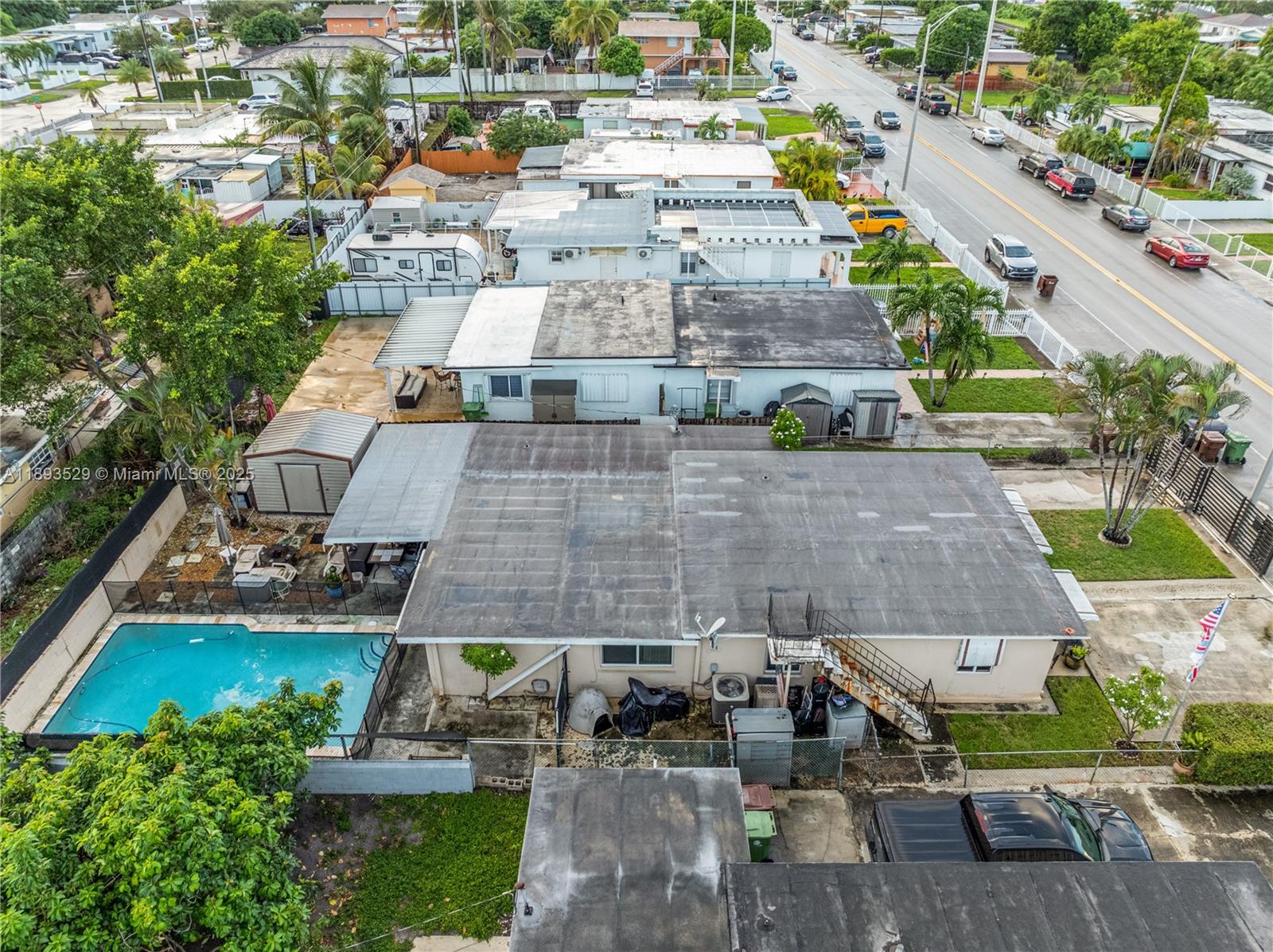 HIALEAH 13TH ADDN AMD PL - Residential