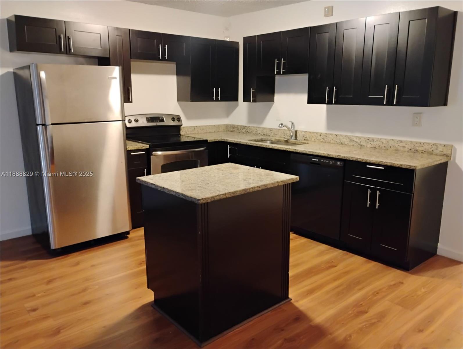 BLUEBERRY HILL II CONDO - Residential Lease
