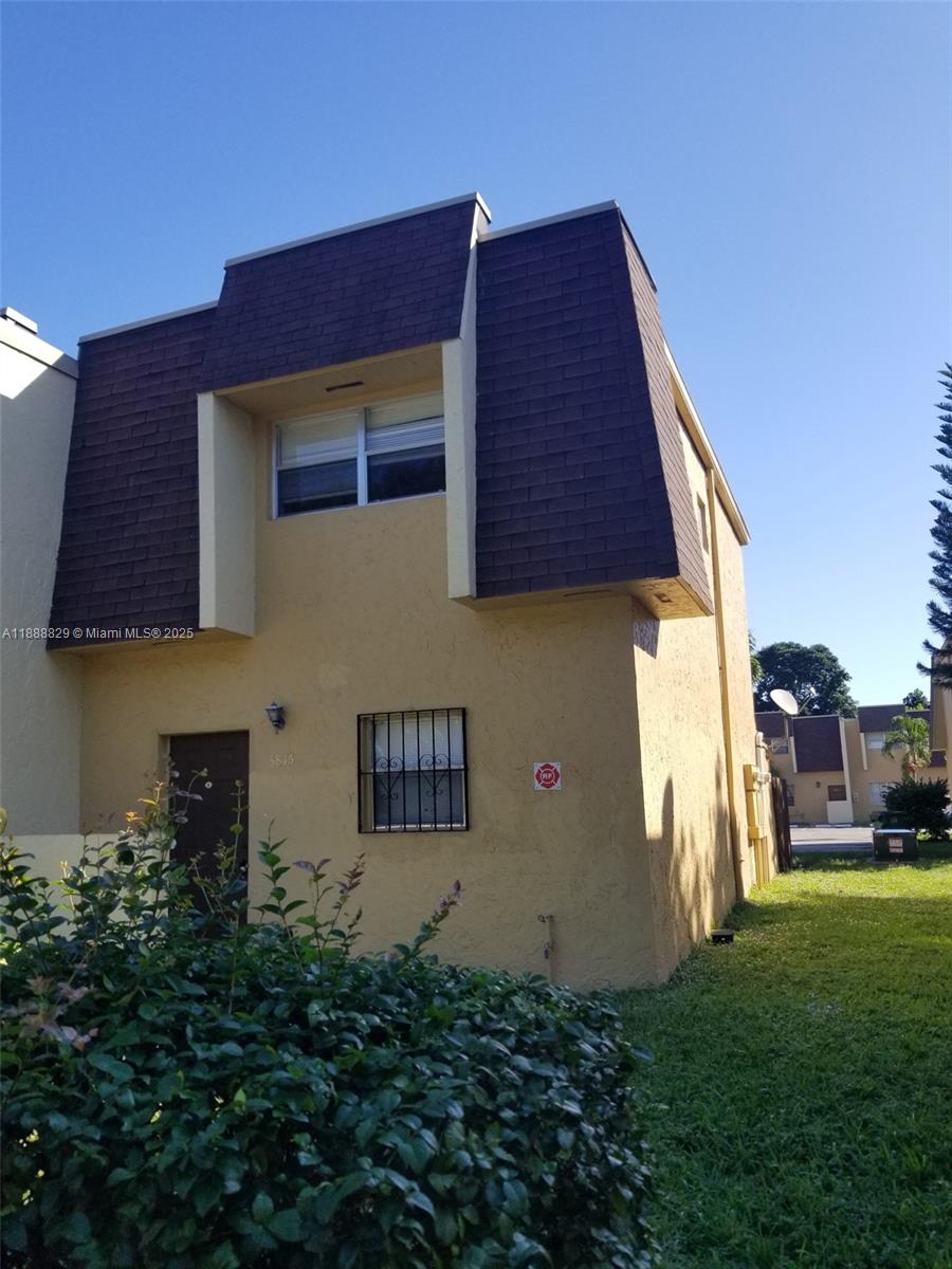BLUEBERRY HILL II CONDO - Residential Lease