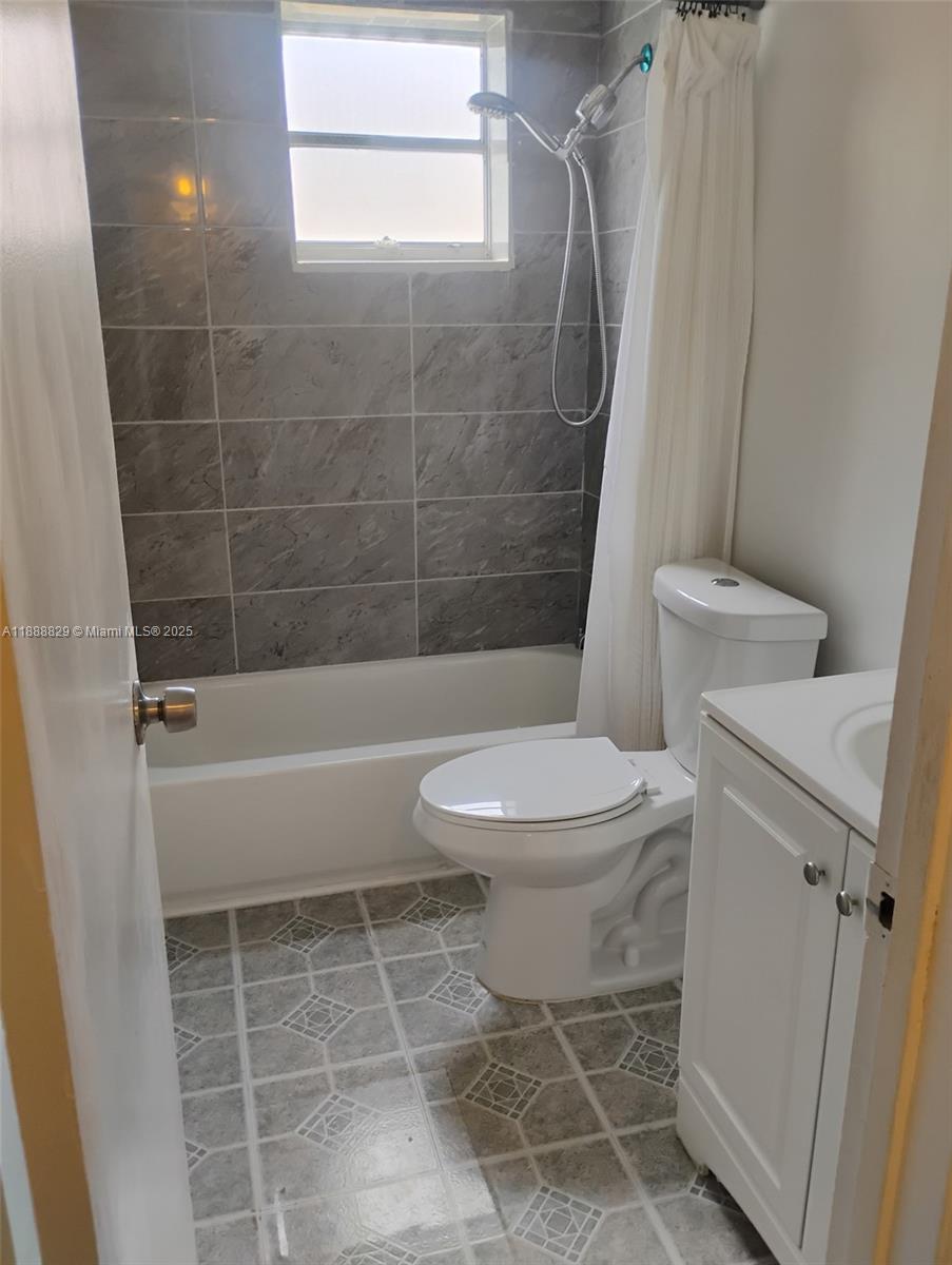 BLUEBERRY HILL II CONDO - Residential Lease