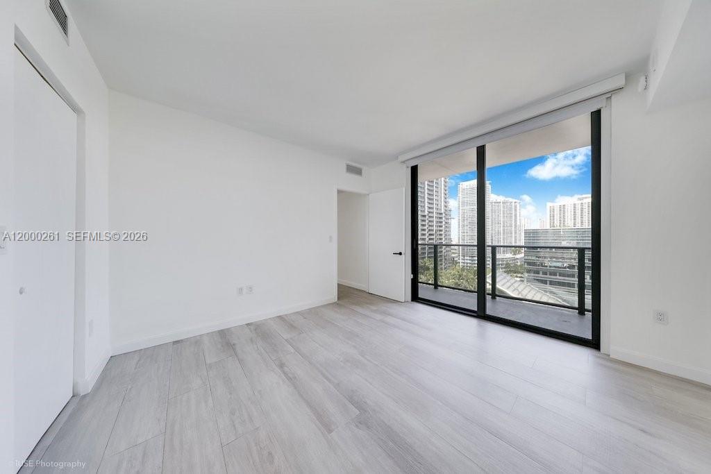 BRICKELL HEIGHTS EAST CON - Residential