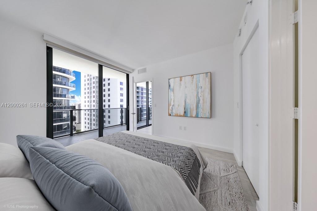 BRICKELL HEIGHTS EAST CON - Residential