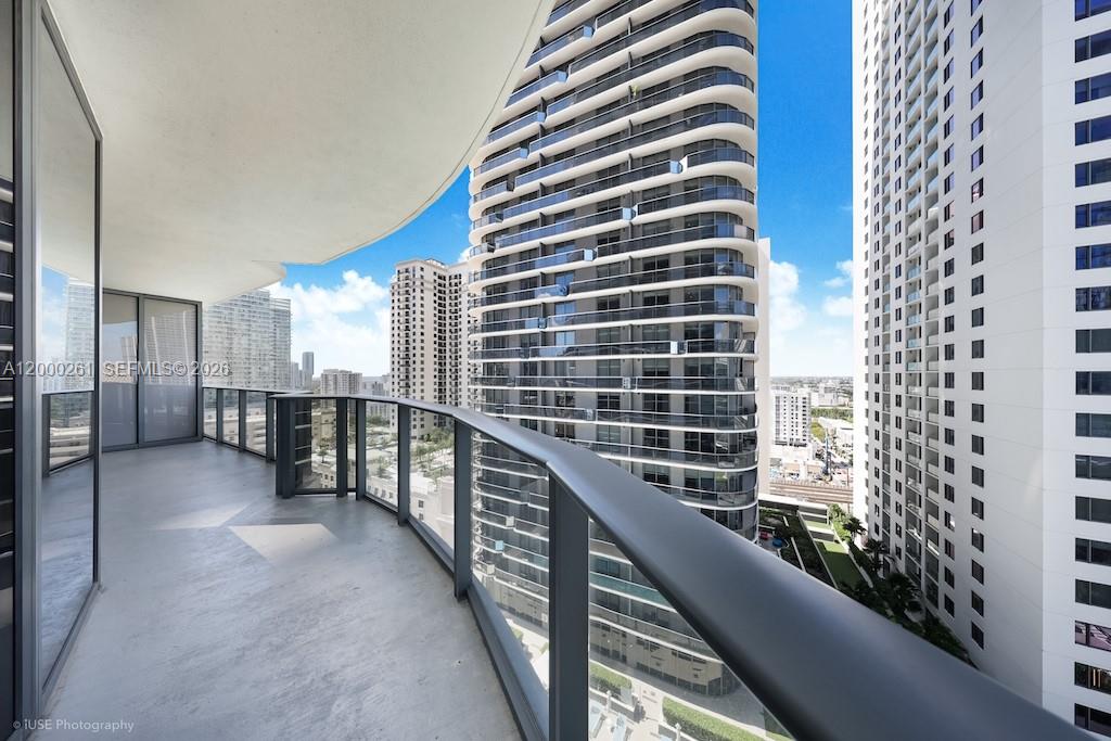 BRICKELL HEIGHTS EAST CON - Residential