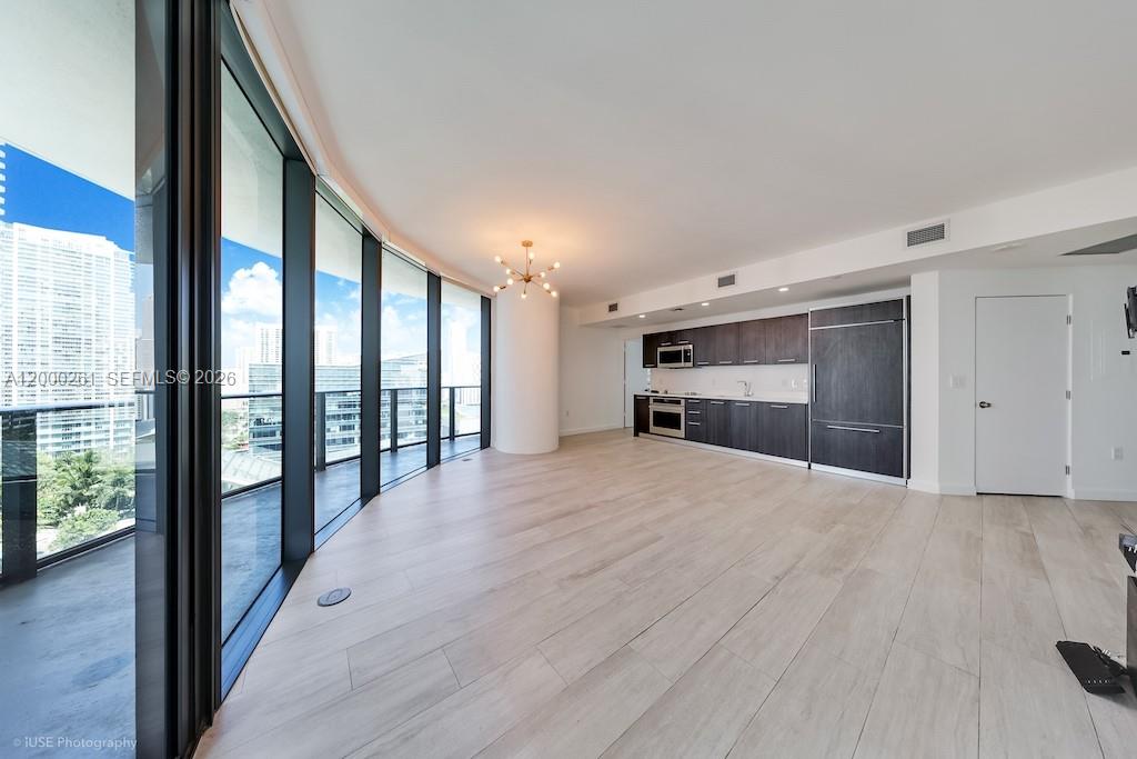 BRICKELL HEIGHTS EAST CON - Residential