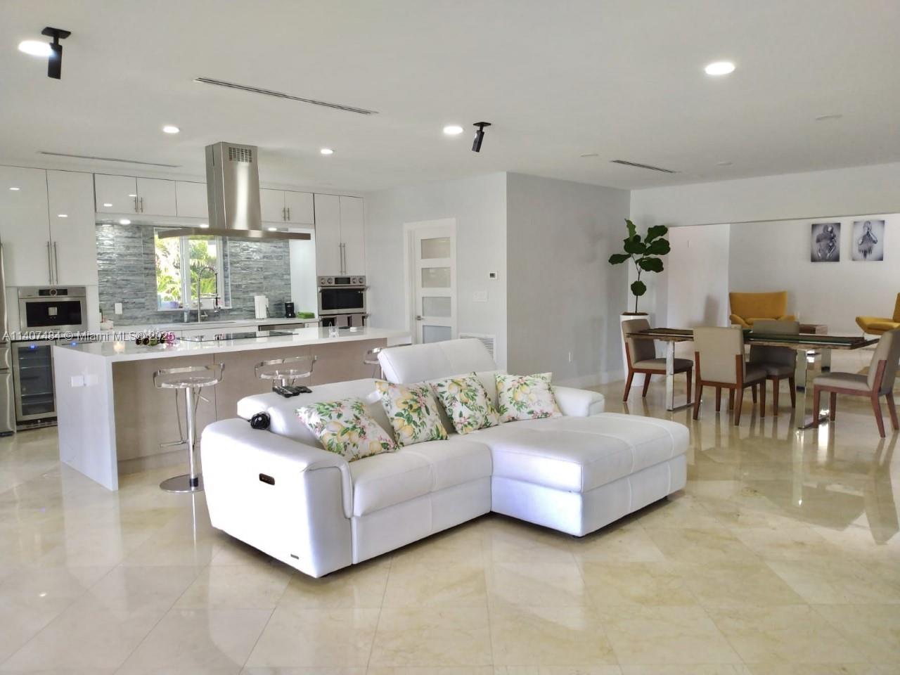 CORONADO HARBOR 1ST ADDN - Residential Lease