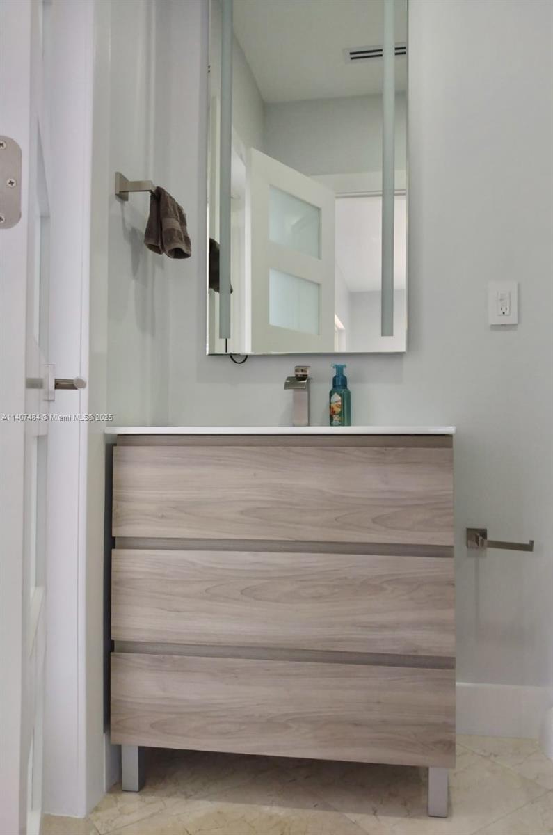 CORONADO HARBOR 1ST ADDN - Residential Lease