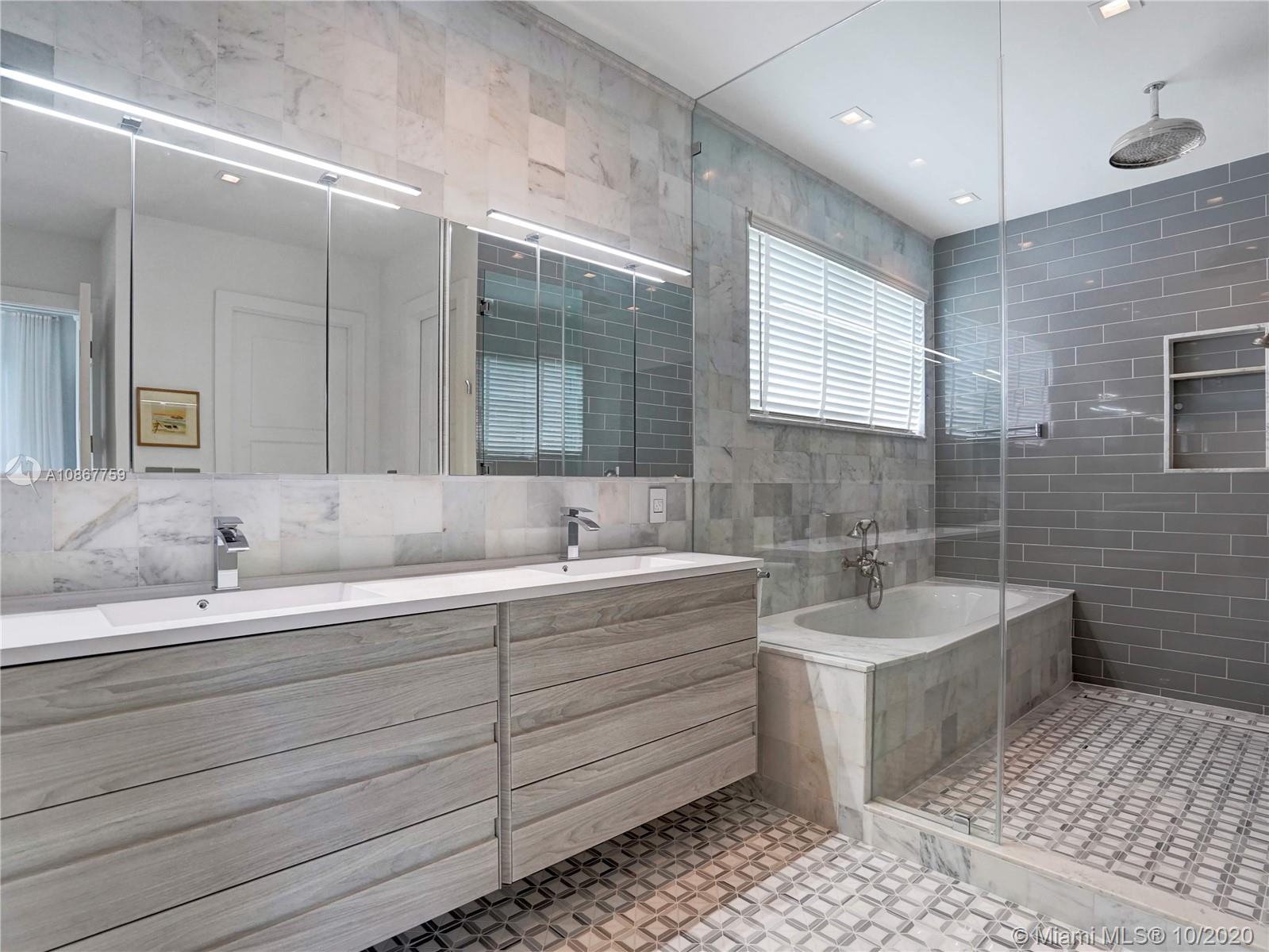 FLAMINGO TERRACE SUB - Residential