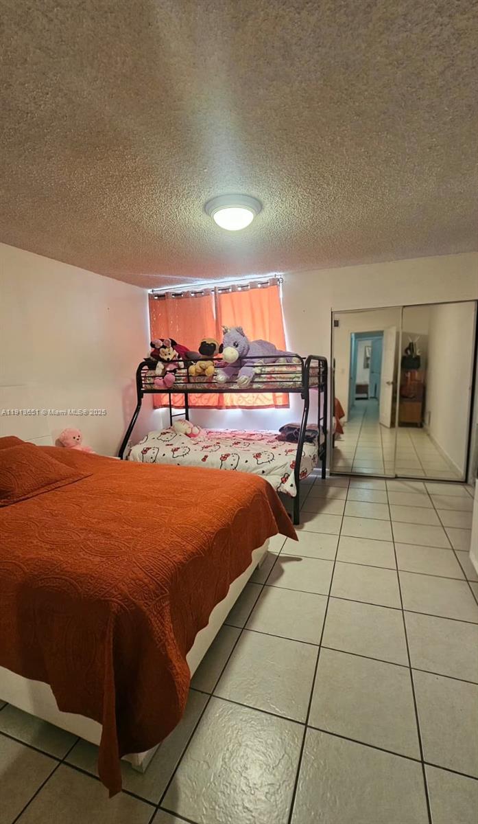 MANGO HILL CONDO NO 3 - Residential Lease