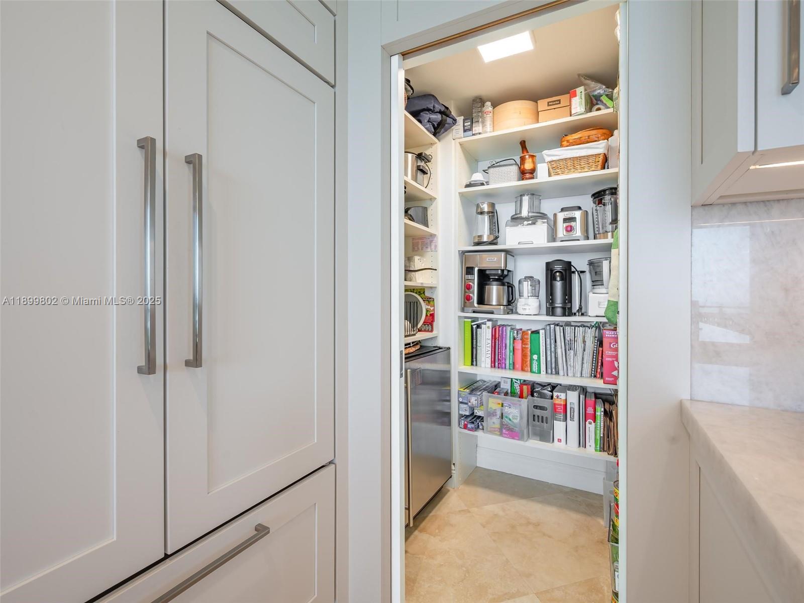 VILLAS OF POSITANO CONDO - Residential