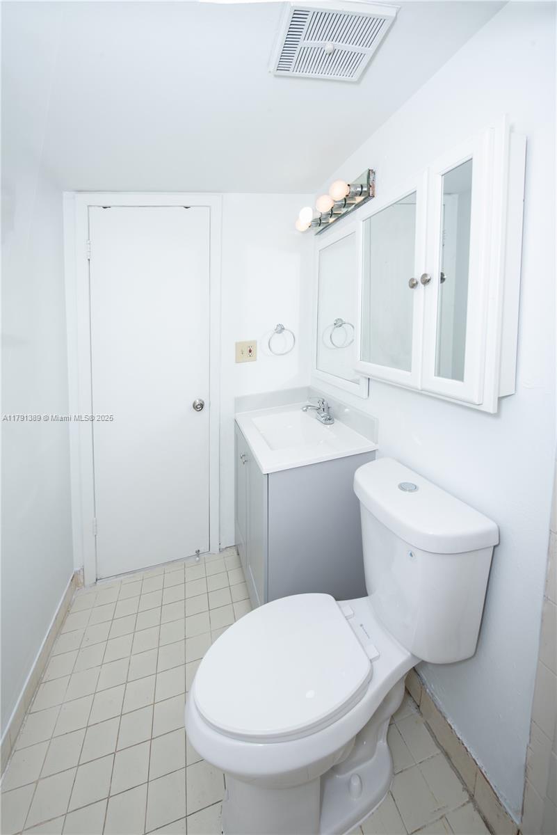 SERENITY ON THE RIVER COND - Residential