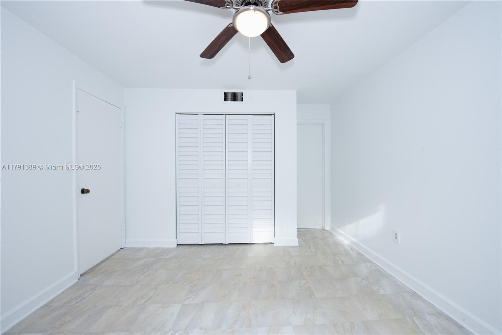 SERENITY ON THE RIVER COND - Residential