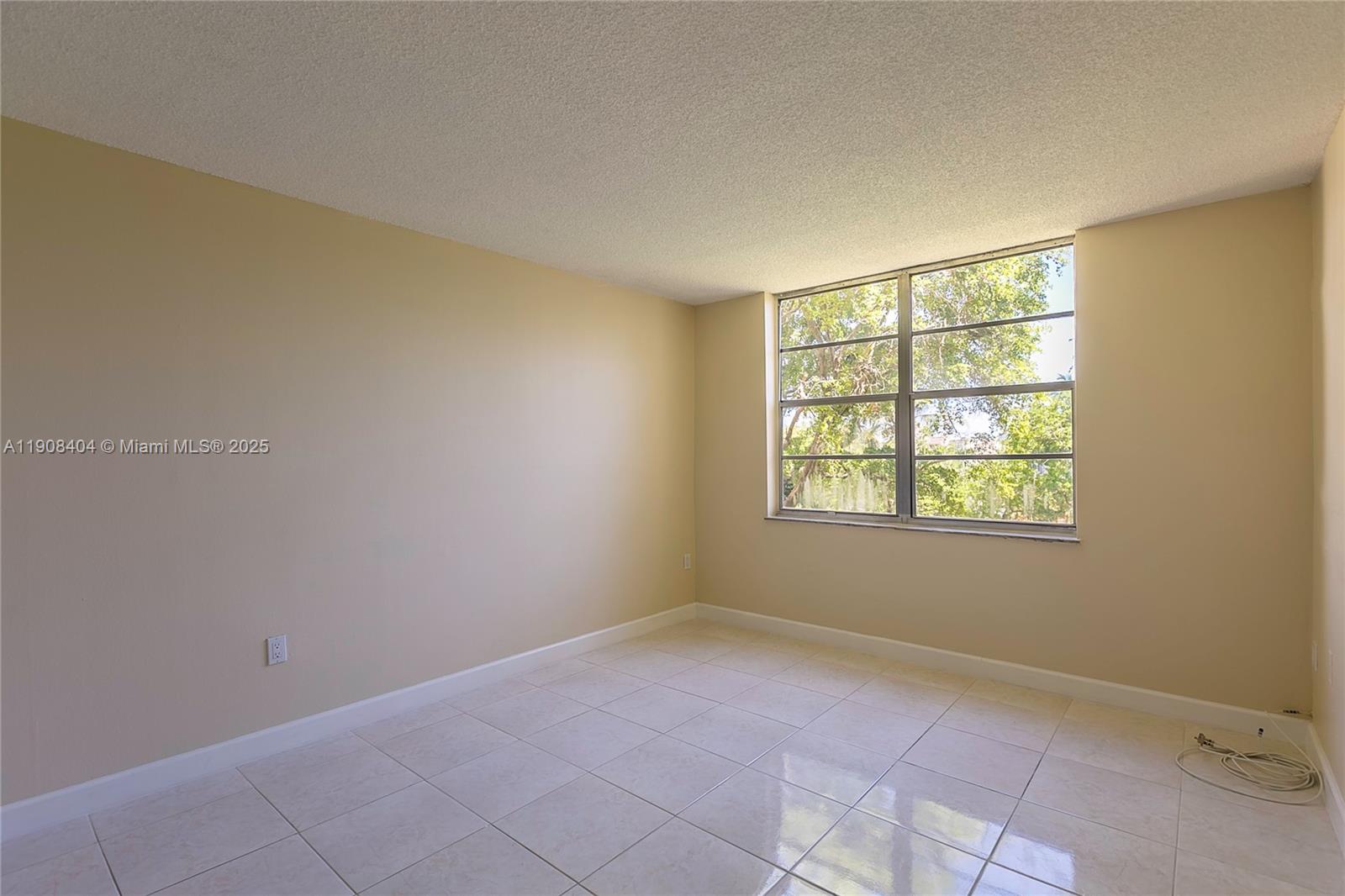 VILLAGE AT THE FALLS COND - Residential Lease