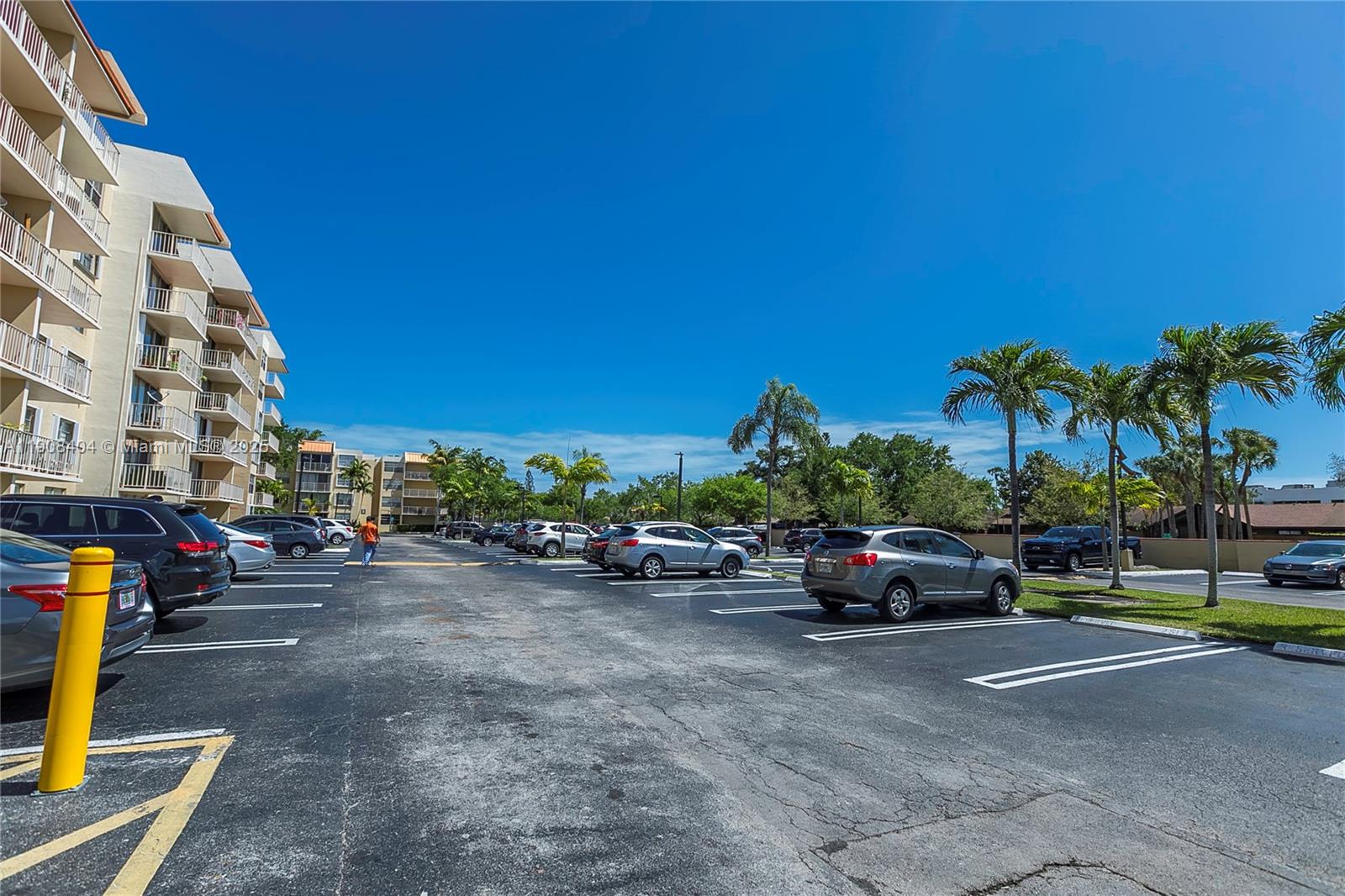 VILLAGE AT THE FALLS COND - Residential Lease