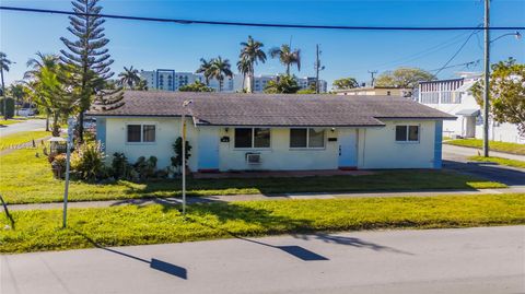 137 NE 1st Ct Dania Beach FL 33004