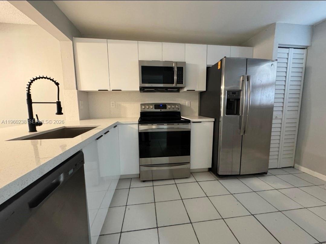 MONTEREY TWO CONDO - Residential Lease