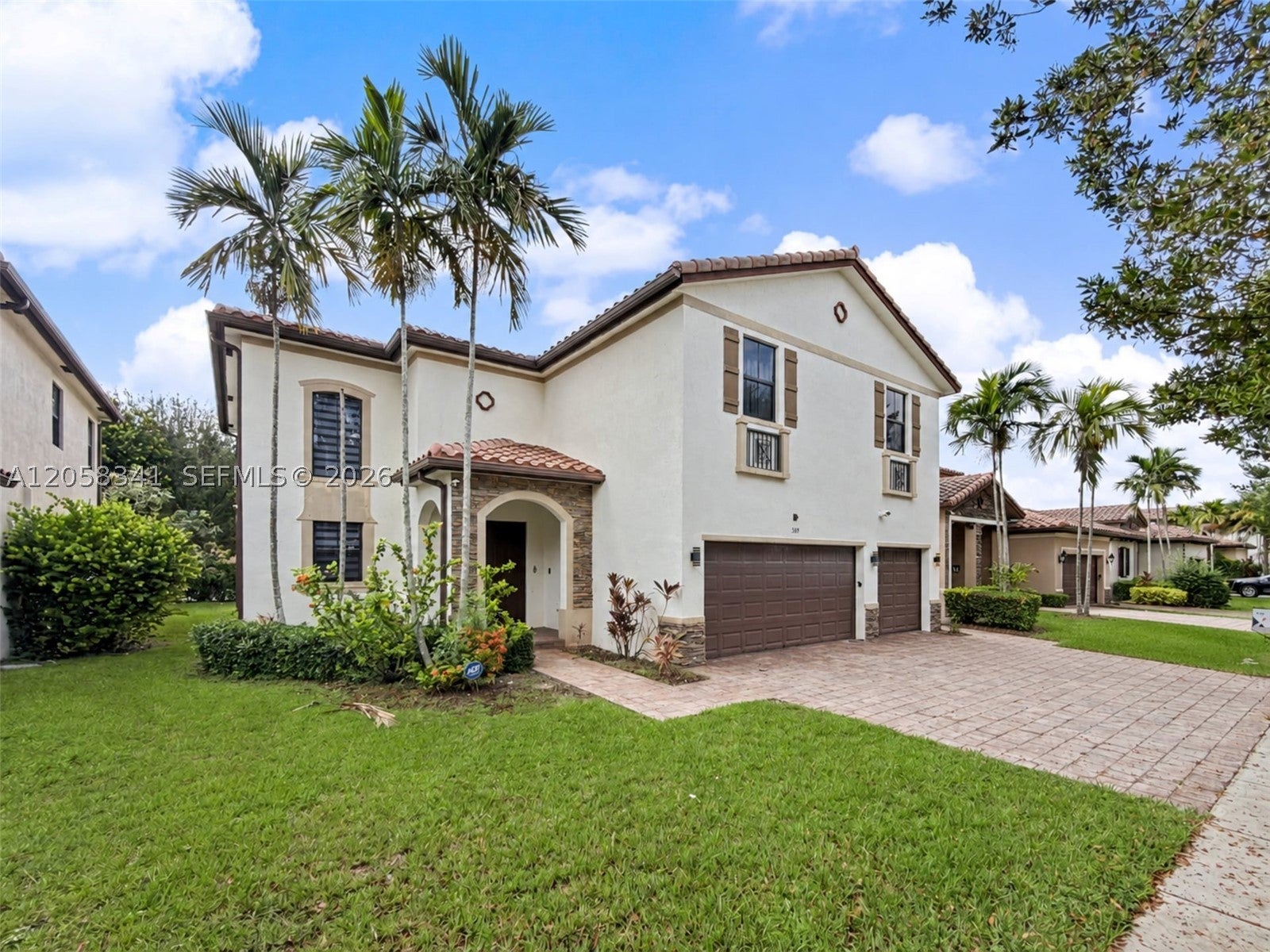 589 SE 35th Ter
