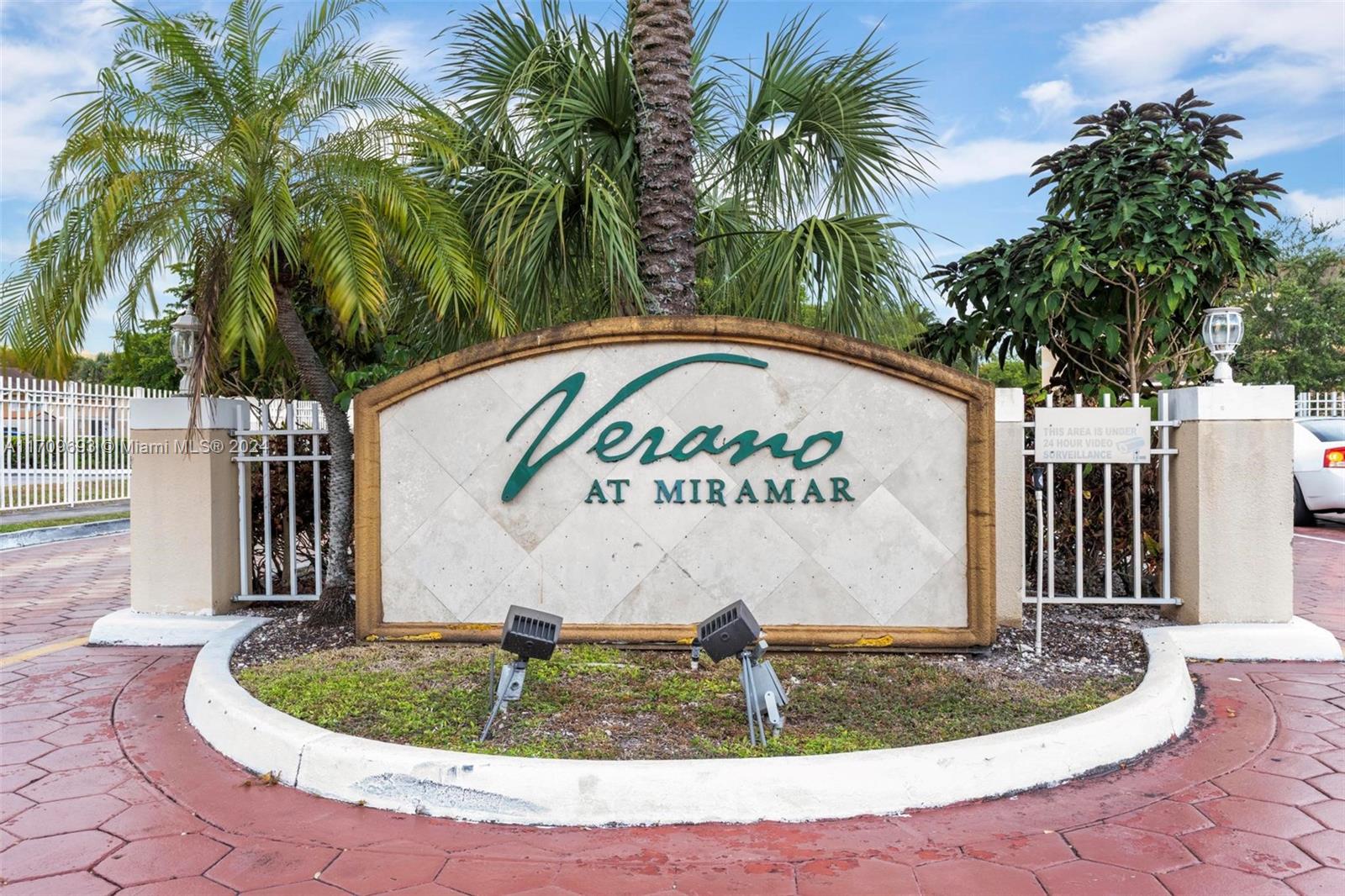 This is a great opportunity, with the best price, to live in Miramar near excellent schools, restaurants, and shopping centers. It has 2 bedrooms and 2 bathrooms, and the HOA is $269. It is ready to be remodeled and put the way you like it. It has an excellent layout, spacious rooms, and an open kitchen. Call me for more information.