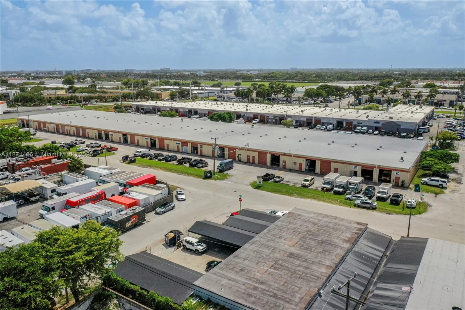 Large & open industrial warehouse units with air-conditioned office space, a half bath, and a street-level 10x12 bay door with a 14' ceiling clearing height. The property has friendly and knowledgeable on-site maintenance & management staff to suit your needs. The property features a new roof, skylights, and immediate move-in available. The unit available is 1650 sq ft. Immediate move-in is available.
