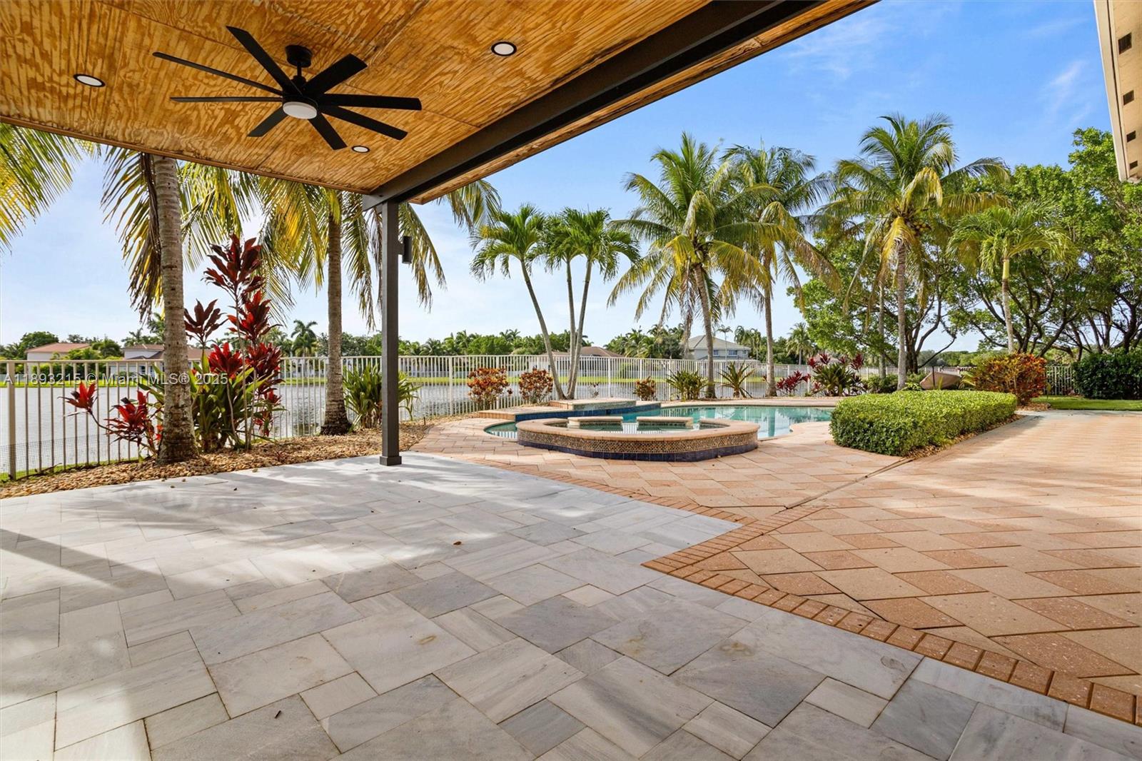 SECTOR 2-PARCELS 11 27 28 - Residential