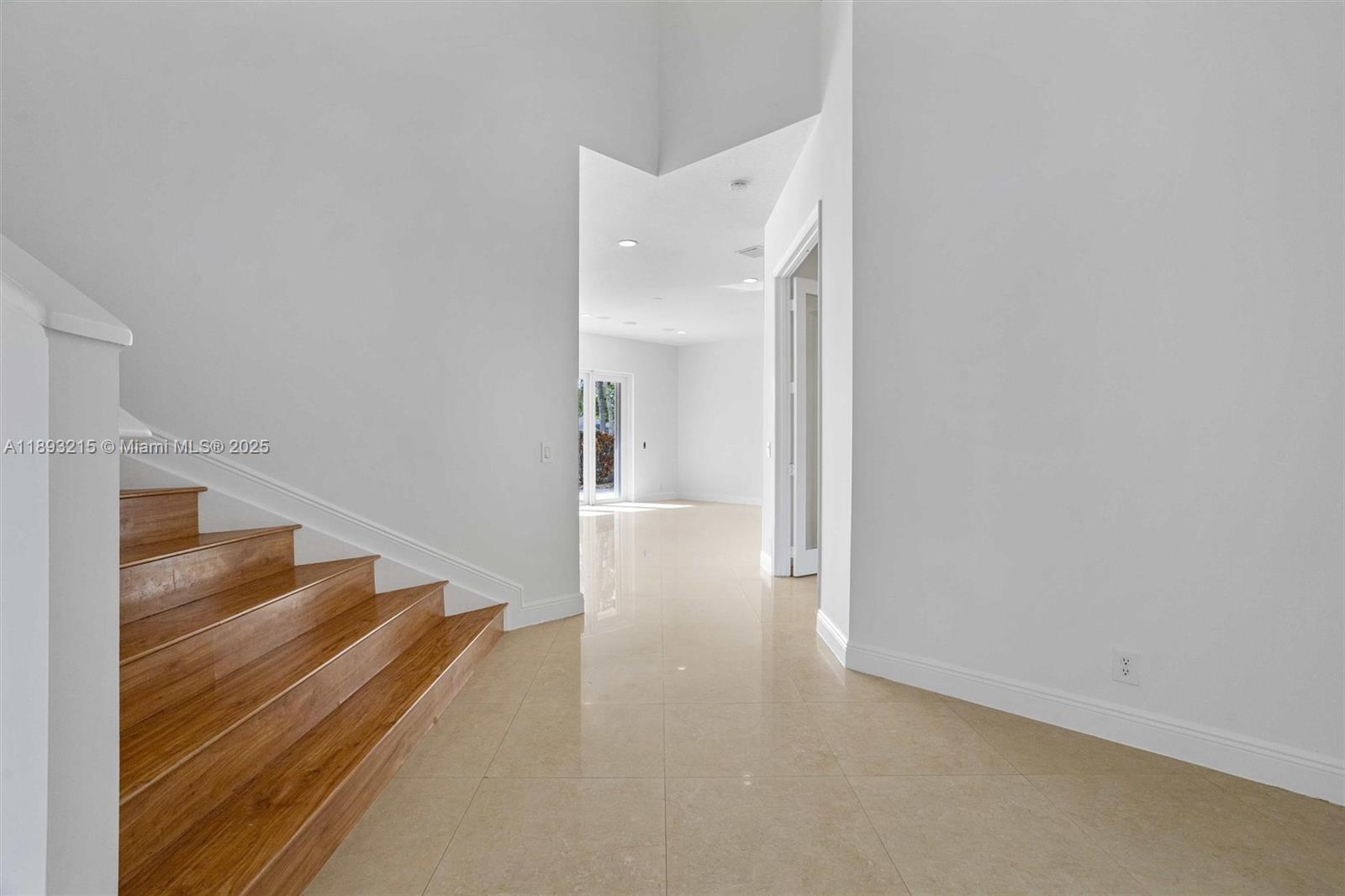 SECTOR 2-PARCELS 11 27 28 - Residential