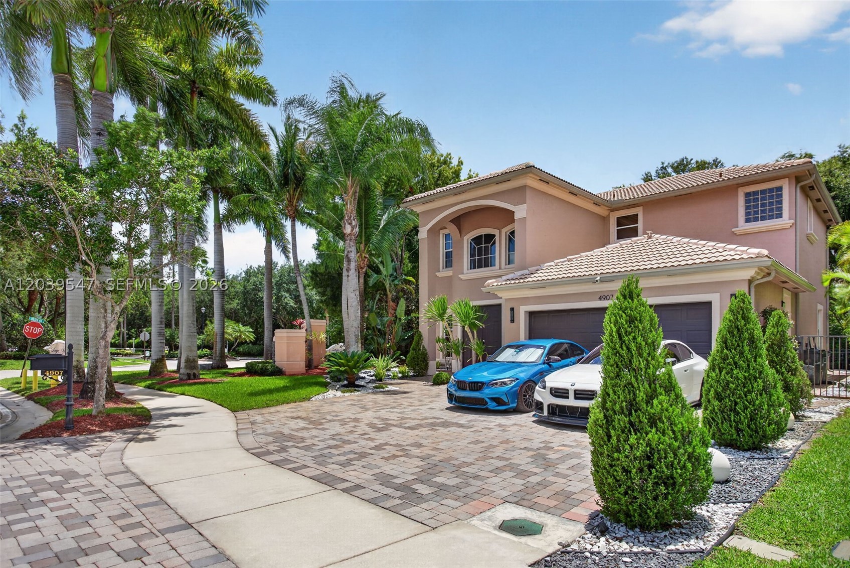 4907 Cypress Way