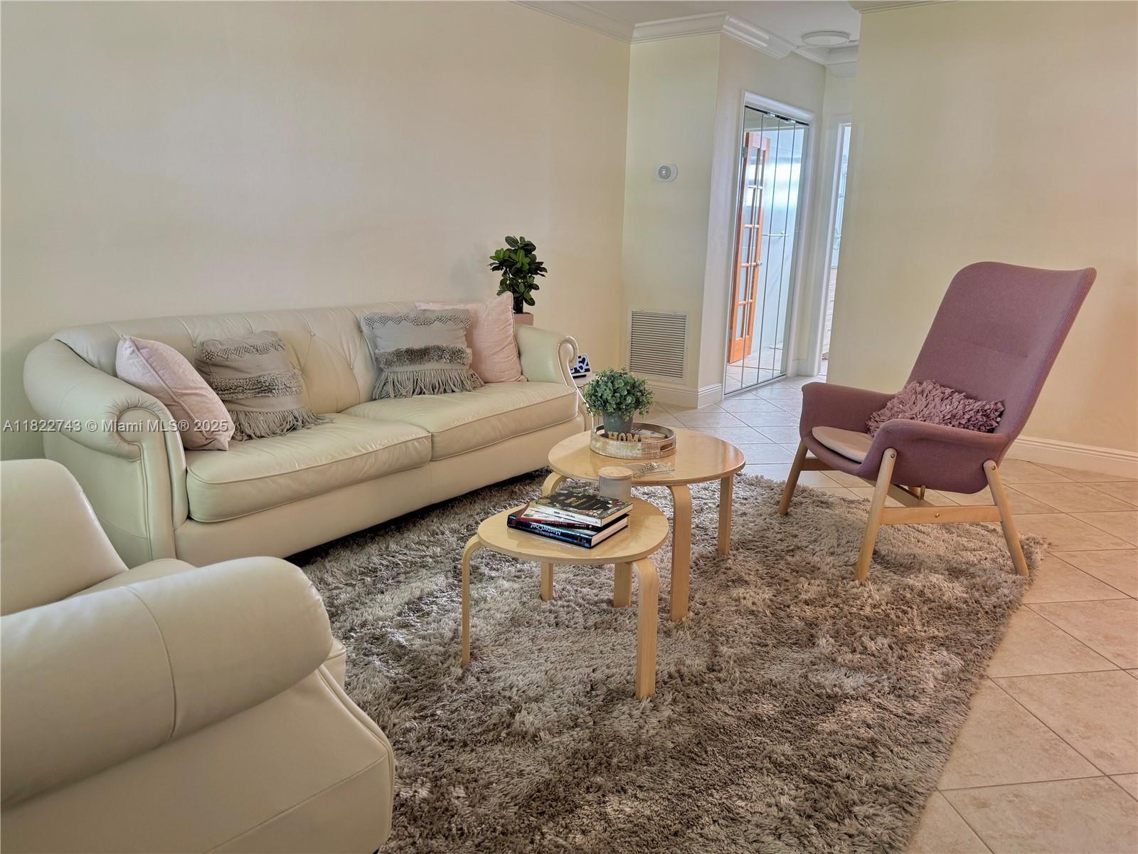 3801 Ne 22nd Ter 7, Lighthouse Point, Broward County, Florida - 1 Bedrooms  
1 Bathrooms - 
