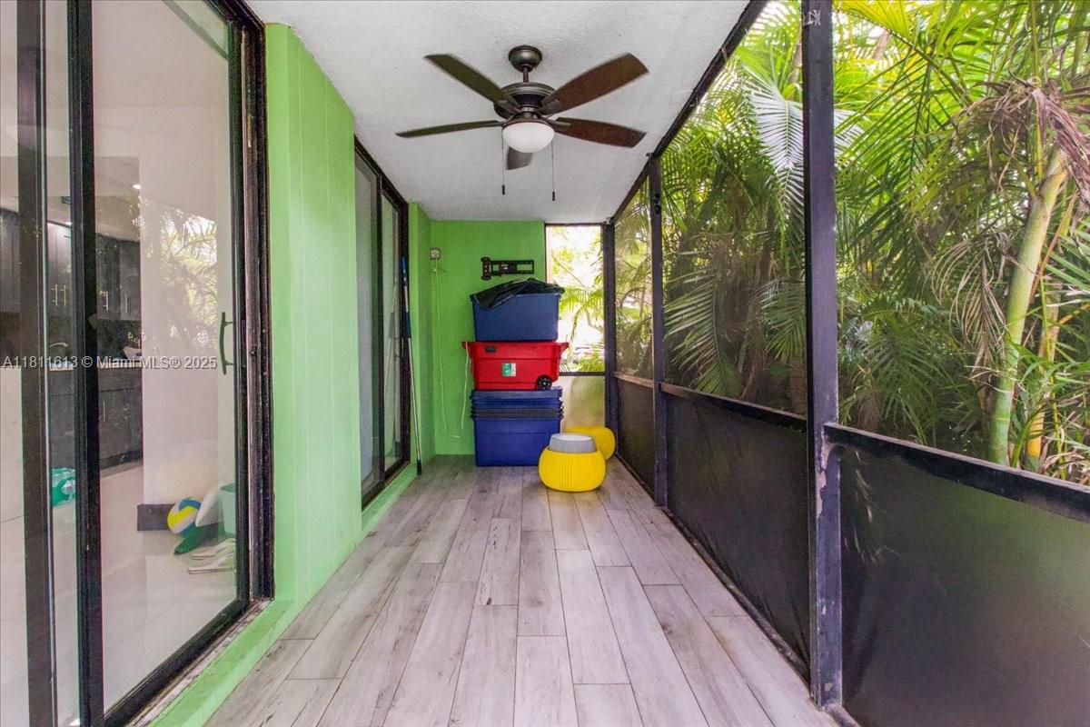 COCO WOOD CONDO - Residential