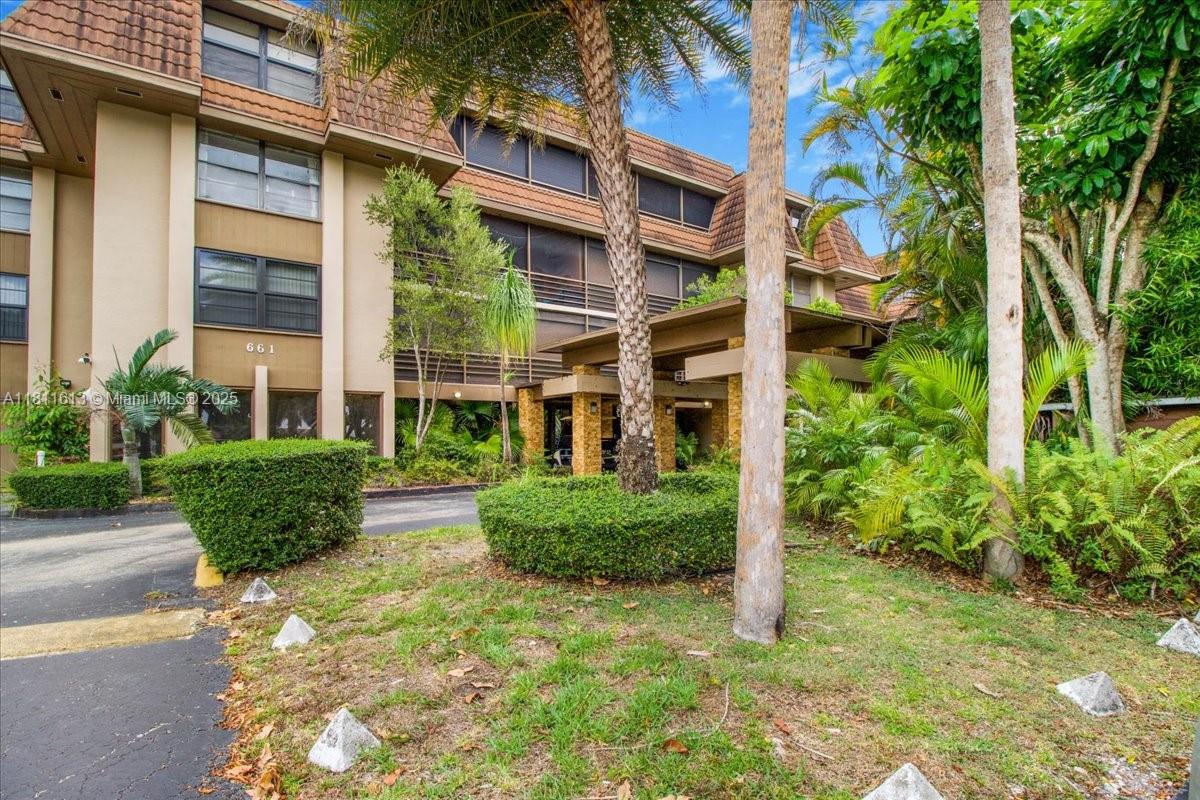 Property for Sale at 661 Ne 195th St 105, Miami, Broward County, Florida - Bedrooms: 2 
Bathrooms: 2  - $249,000