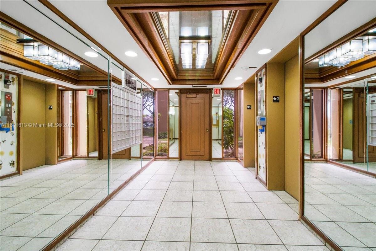 COCO WOOD CONDO - Residential