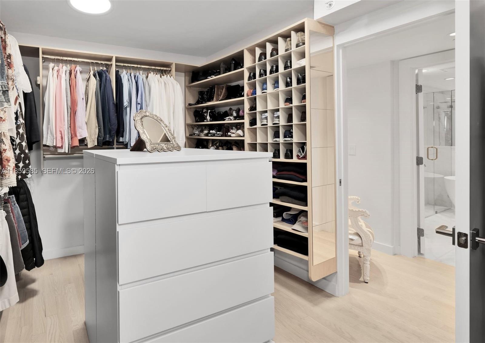 9 Island - Residential