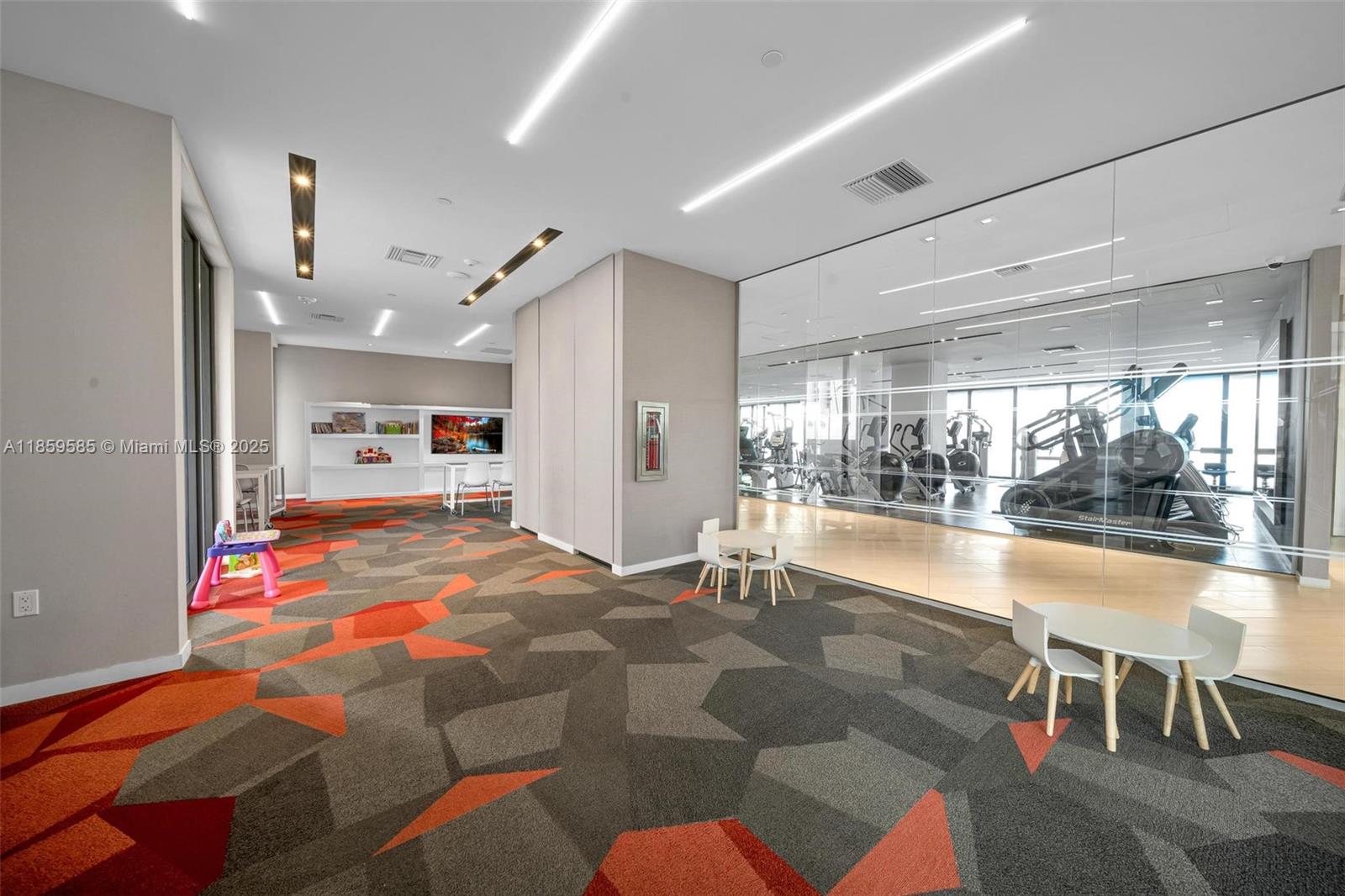 9 Island - Residential