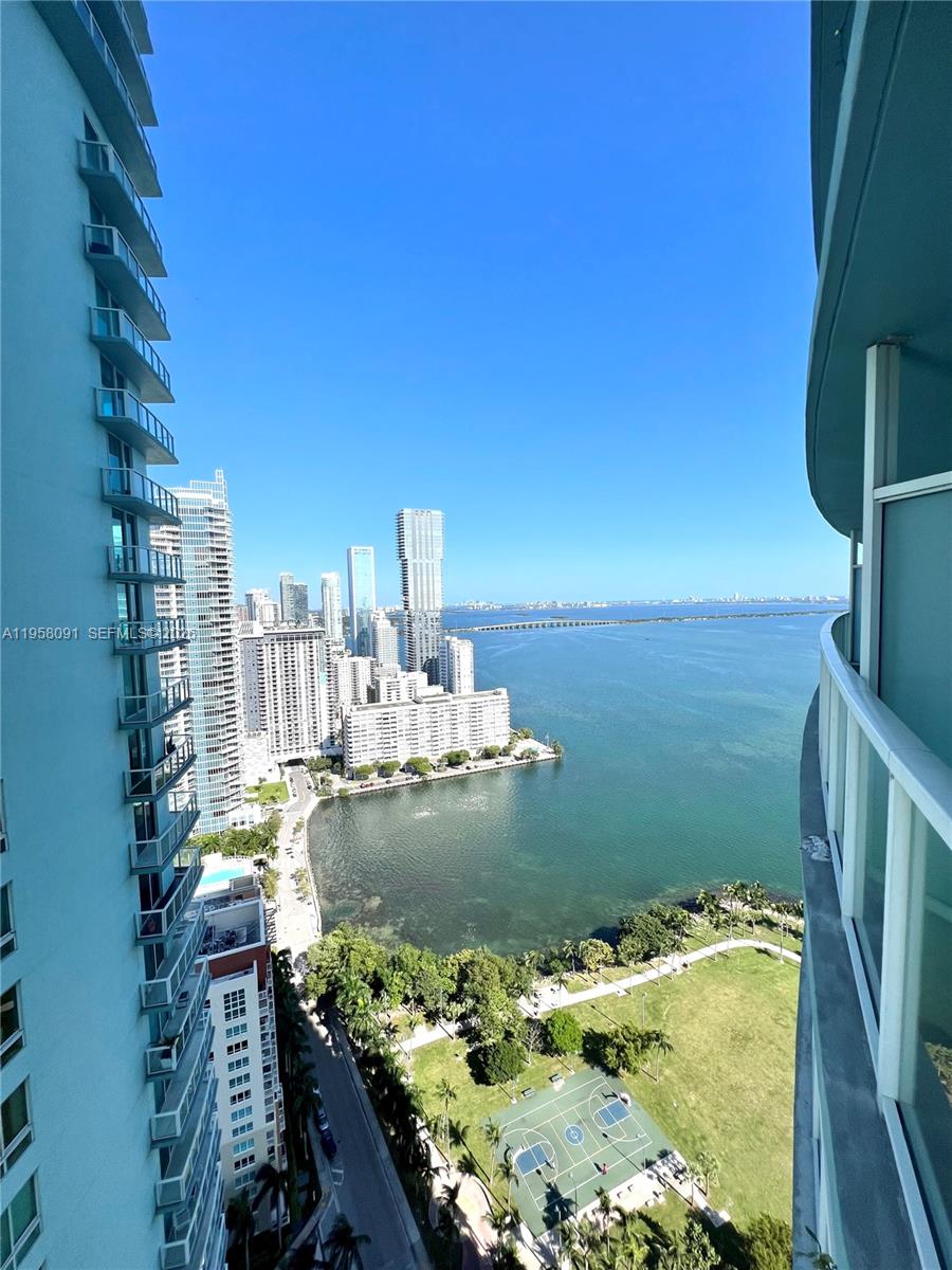 QUANTUM ON THE BAY CONDO - Residential Lease