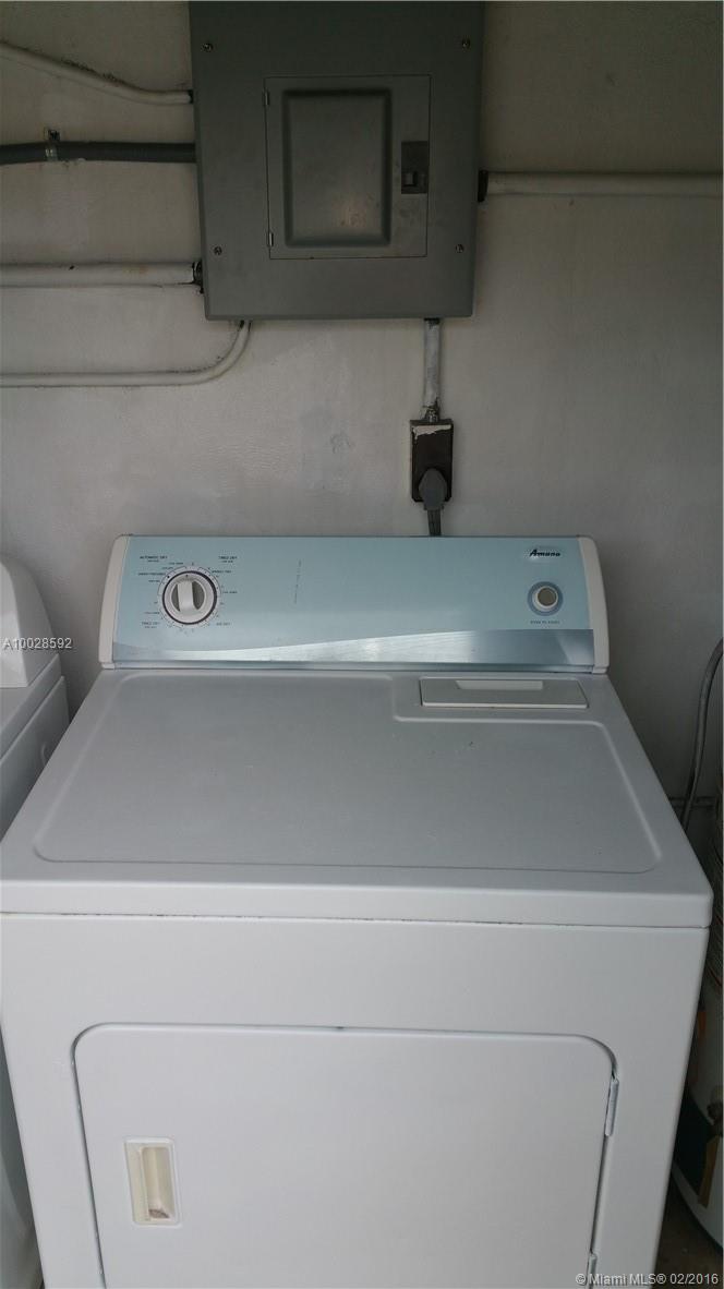 Ro-Len Acres 47-48 B - Residential Lease