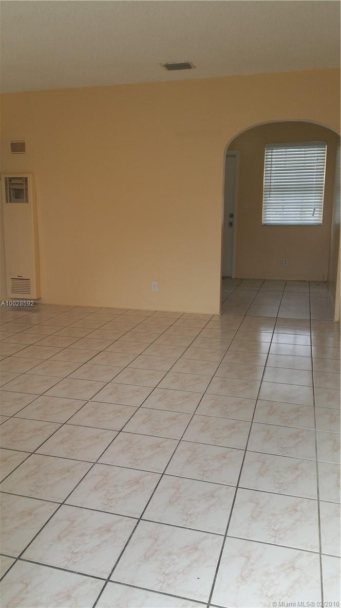 Ro-Len Acres 47-48 B - Residential Lease