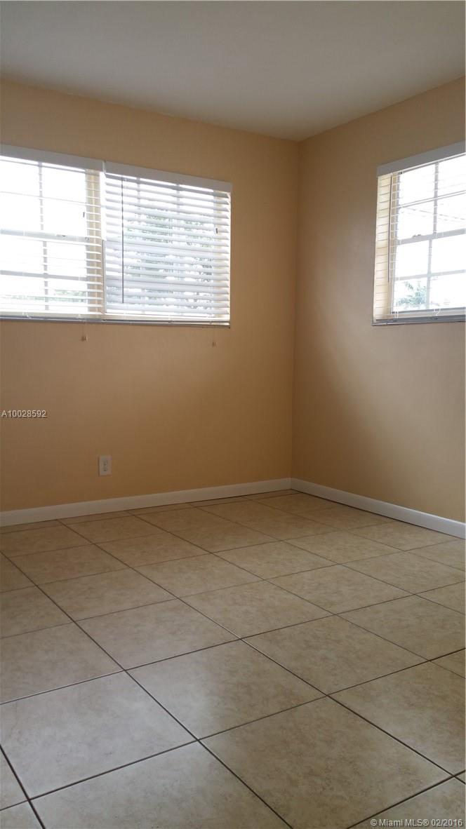 Ro-Len Acres 47-48 B - Residential Lease